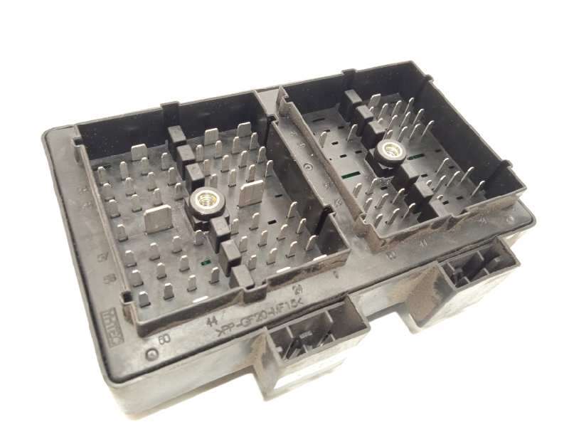 Recambio de caja reles / fusibles para chevrolet captiva 2.0 vcdi lt referencia OEM IAM 96821082 3