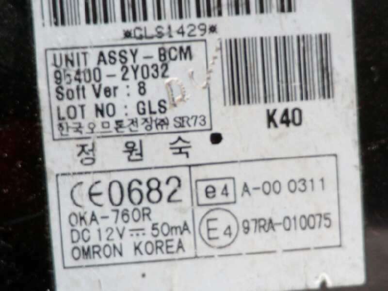 Recambio de modulo electronico para hyundai ix35 2.0 cat referencia OEM IAM 954002Y032 - Blanco 3