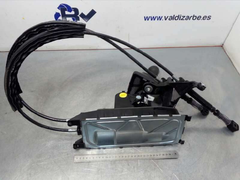 Recambio de palanca cambio para seat arona fr referencia OEM IAM 2Q0711049K - Azul 3