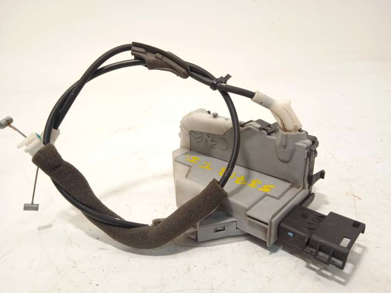 Recambio de cerradura puerta trasera izquierda para peugeot 5008 1.6 hdi fap referencia OEM IAM 732302 9800624280 9137V7 - Blanco 2