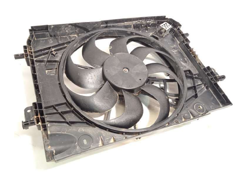 Recambio de electroventilador para renault captur 1.3 tce referencia OEM IAM 214818009R 2