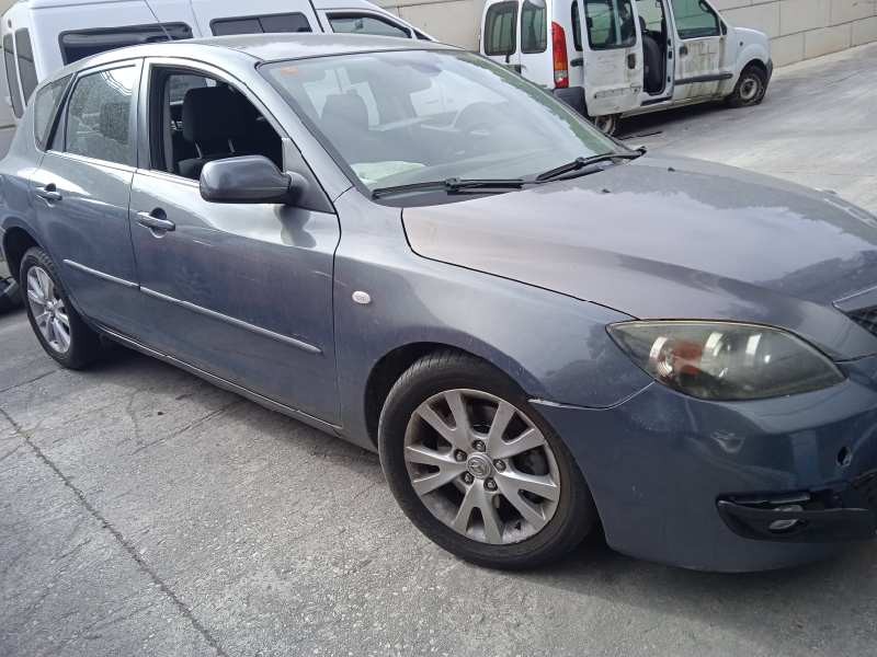 MAZDA 3 BERLINA (BK)