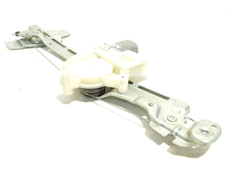 Recambio de elevalunas trasero derecho para peugeot 308 ii (lb_, lp_, lw_, lh_, l3_) 1.2 thp 130 referencia OEM IAM 9825710480 - Blanco
