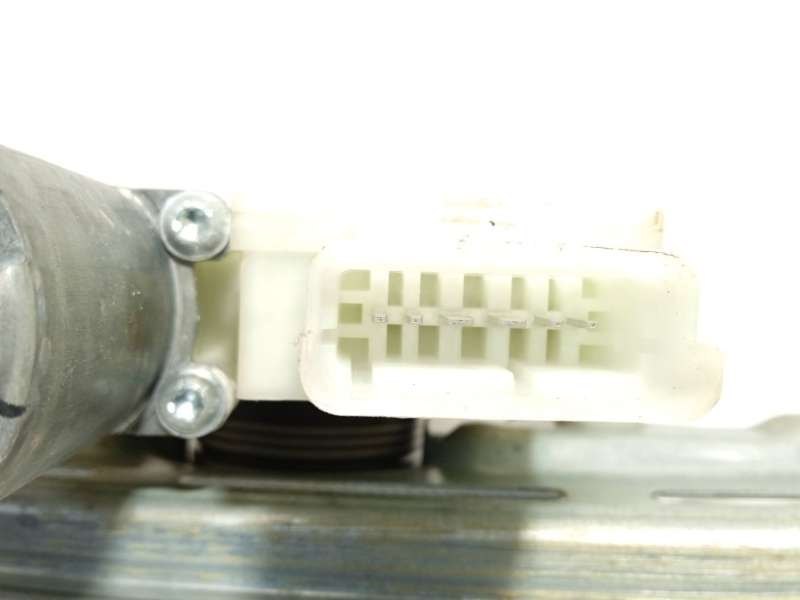 Recambio de elevalunas trasero izquierdo para peugeot 308 ii (lb_, lp_, lw_, lh_, l3_) 1.2 thp 130 referencia OEM IAM 9825710580 - Blanco 3