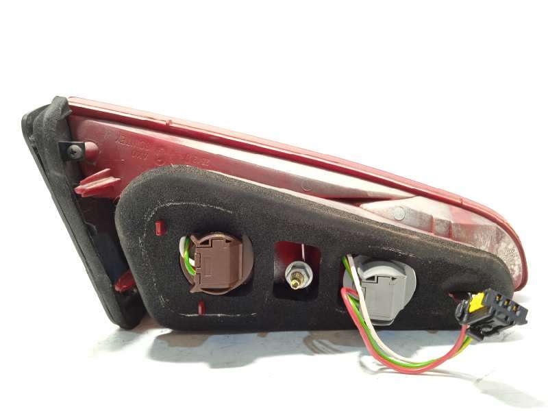 Recambio de piloto trasero derecho interior para peugeot 607 (s2) 2.2 referencia OEM IAM 6351N2 - Negro 2
