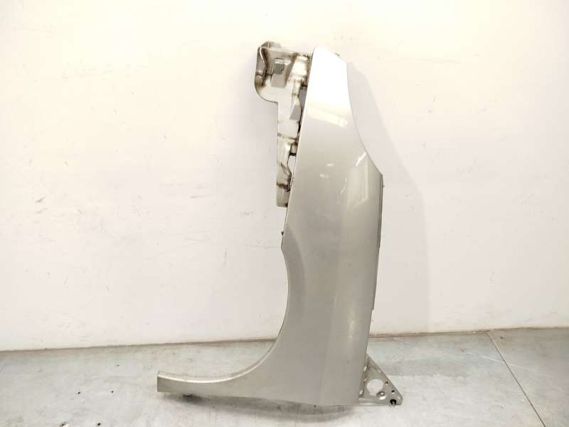 ALETA DELANTERA IZQUIERDA 7840L1 