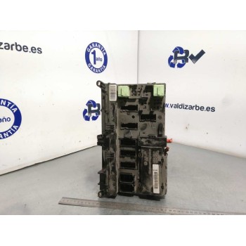 CAJA RELES / FUSIBLES 8378107 