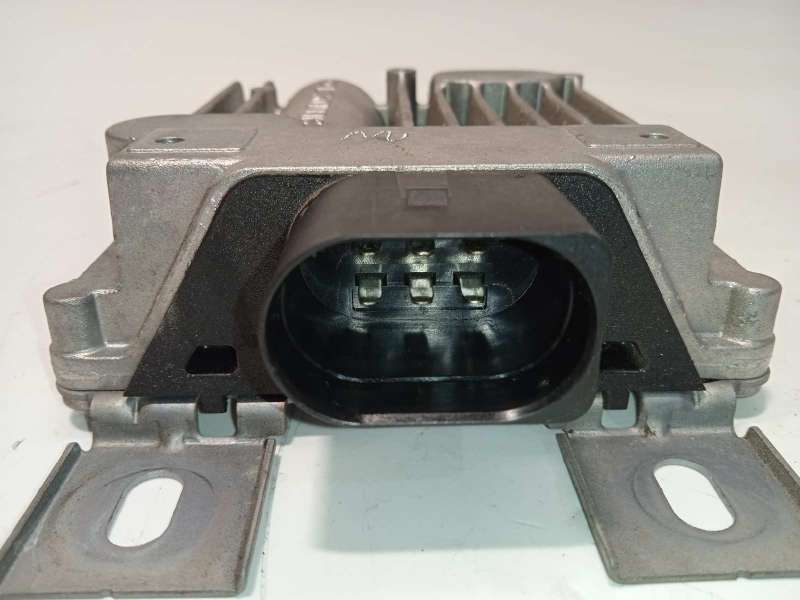 Recambio de centralita bomba combustible para porsche panamera 4 s referencia OEM IAM 7P0906093A 7P0906093AB A2C53355730 4