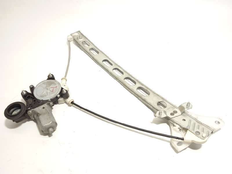 ELEVALUNAS DELANTERO IZQUIERDO 8340271L10 