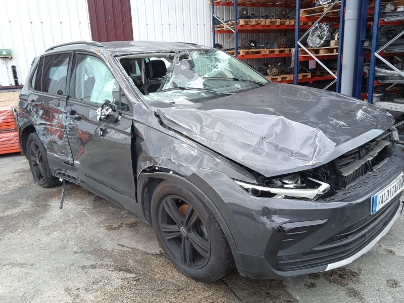 VOLKSWAGEN TIGUAN (AD1, AX1)