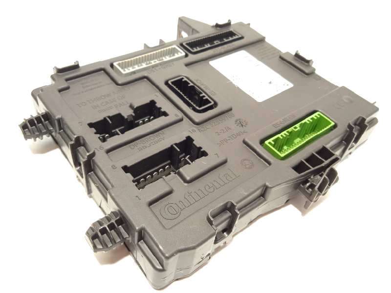 CAJA RELES / FUSIBLES 284B10363R A3C0084860000