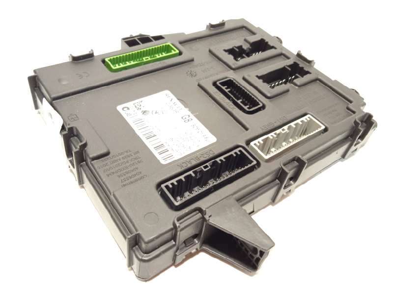 Recambio de caja reles / fusibles para renault megane iv grandtour 1.3 tce referencia OEM IAM 284B10363R  A3C0084860000 - Negro 2