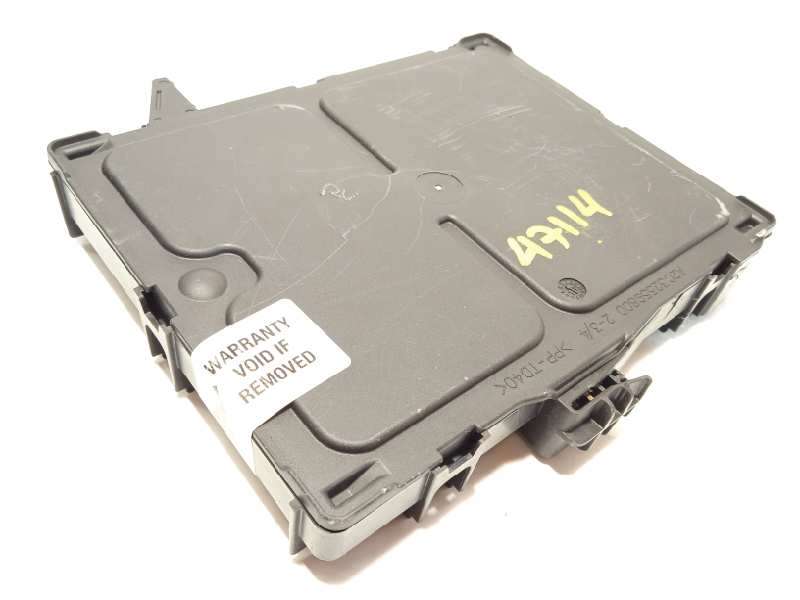Recambio de caja reles / fusibles para renault megane iv grandtour 1.3 tce referencia OEM IAM 284B10363R  A3C0084860000 - Negro 3