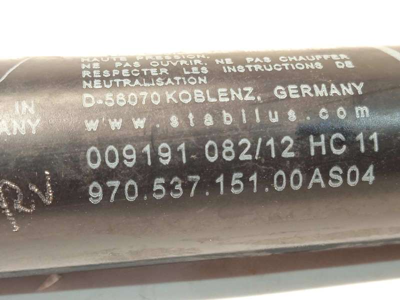 Recambio de retenedor puerta para porsche panamera 4 s referencia OEM IAM 97053715100  97053715100AS04 4