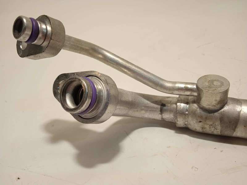 Recambio de tubos aire acondicionado para volkswagen t-roc 1.0 tsi referencia OEM IAM 5WB816738C - Gris 2