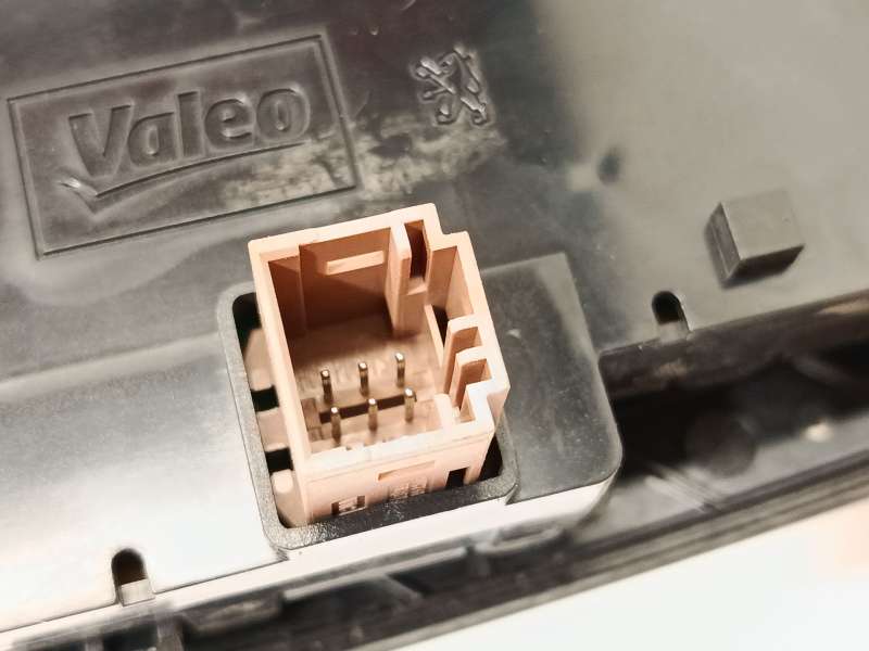 Recambio de mando multifuncion para peugeot 508 i (8d_) 2.0 hdi referencia OEM IAM 98023793XZ 6155JY 8