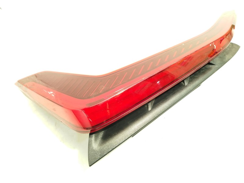 PILOTO TRASERO IZQUIERDO 92401AT000 