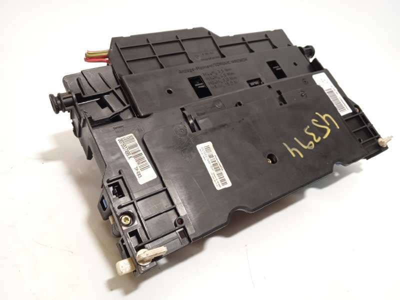 Recambio de caja reles / fusibles para bmw x3 (e83) 2.0d referencia OEM IAM 8364542 - Negro 3