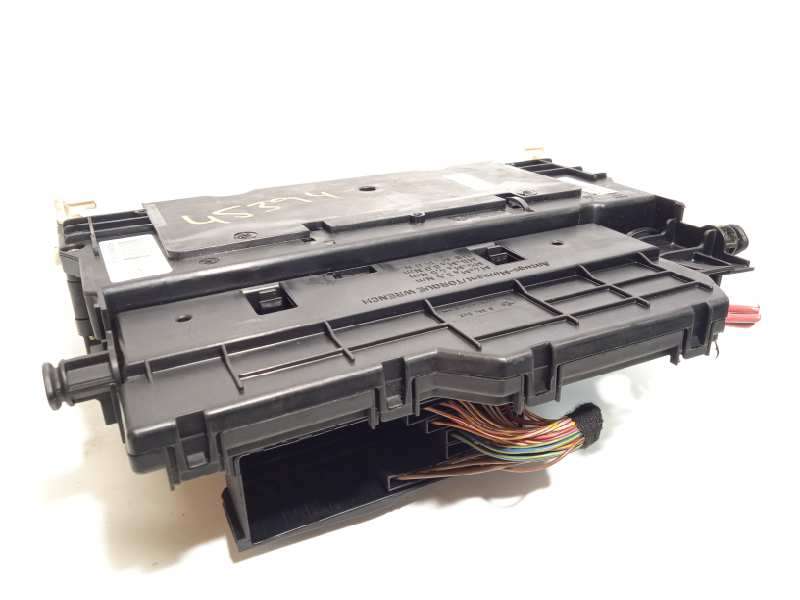Recambio de caja reles / fusibles para bmw x3 (e83) 2.0d referencia OEM IAM 8364542 - Negro 4