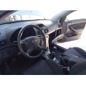 TOYOTA AVENSIS SEDÁN (_T25_)