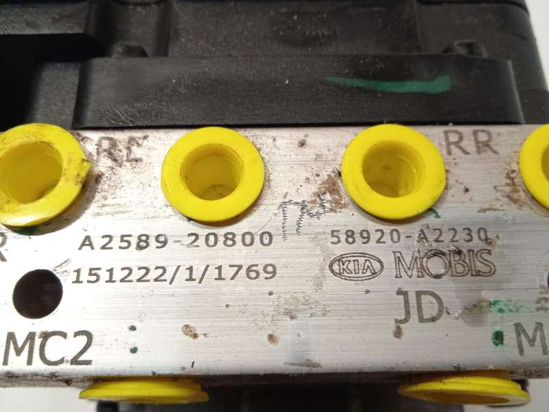 Recambio de abs para kia cee'd concept referencia OEM IAM 58920A2230 6158945200 A258920800 6