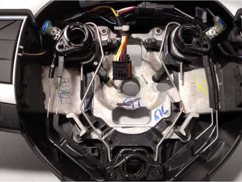 Recambio de volante para jeep compass ii longitude 4x2 referencia OEM IAM P5SX74LT5AH 5YM98LT5AF 4