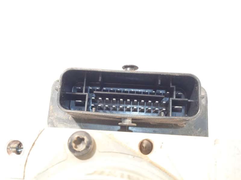 Recambio de abs para kia cee'd drive referencia OEM IAM 58920A2230 6158945200 A258920800 4