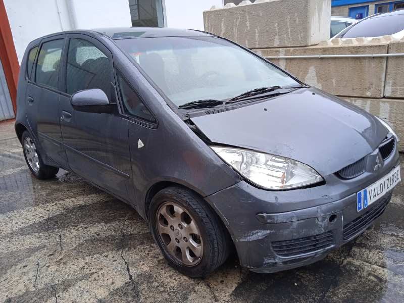 MITSUBISHI COLT BERLINA 5 (Z30A)