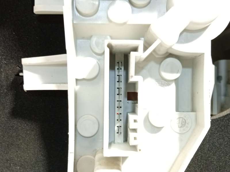 Recambio de piloto trasero derecho para bmw 1 (e81) 116 d referencia OEM IAM 63217164956 - Blanco 4