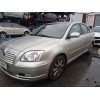 toyota avensis berlina (t25) del año 2004