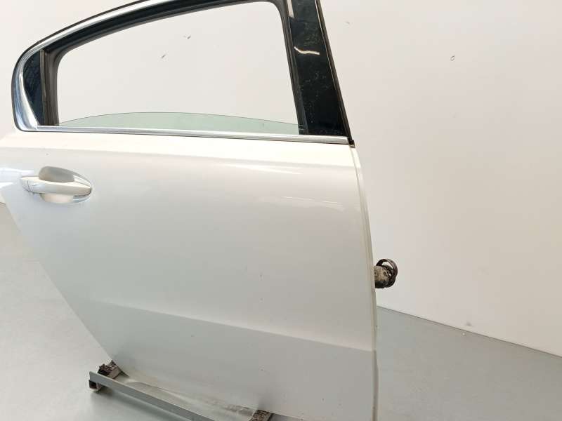 Recambio de puerta trasera derecha para peugeot 508 i (8d_) 2.0 hdi referencia OEM IAM 9008X3 3