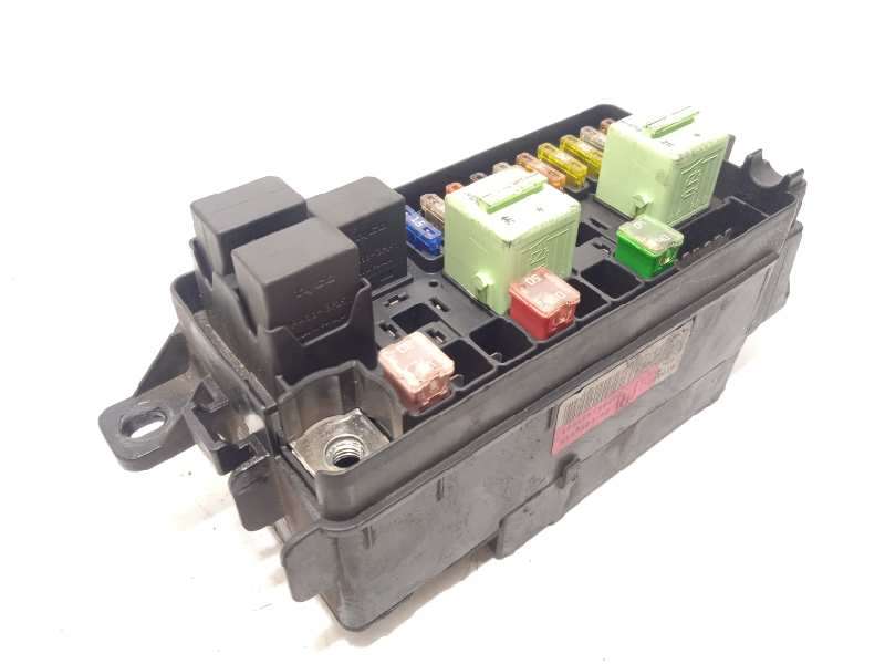 CAJA RELES / FUSIBLES 3449504 61143449504