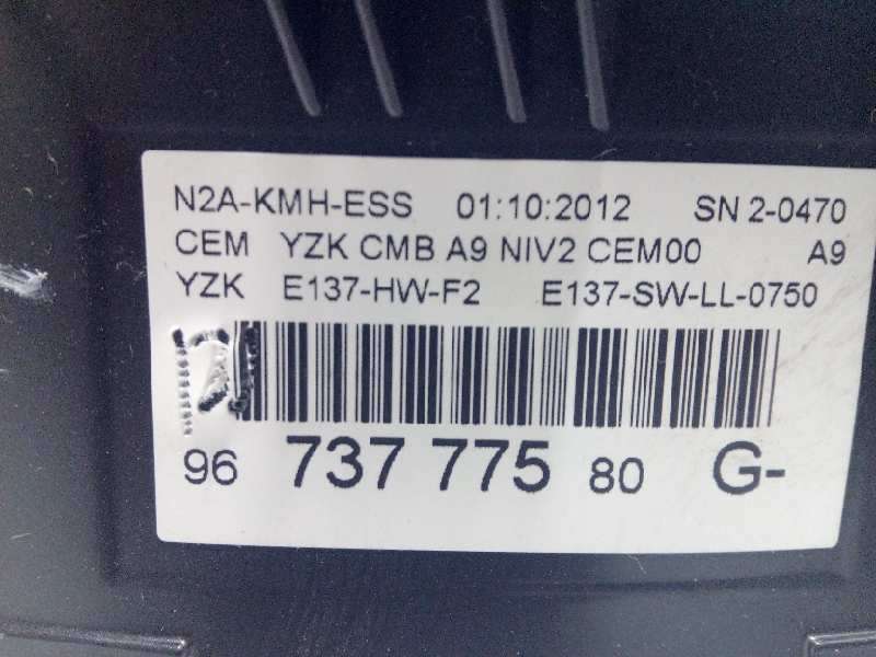 Recambio de cuadro instrumentos para peugeot 208 active referencia OEM IAM 9673777580 - Blanco 3