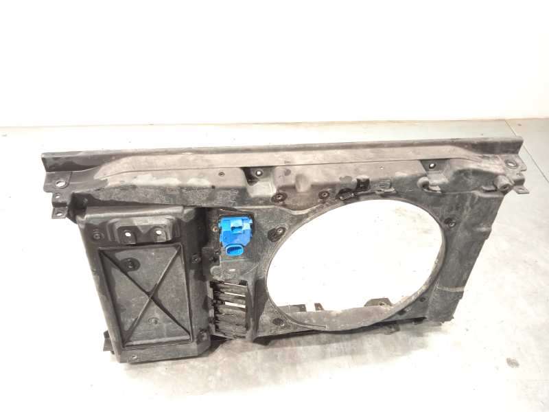 Recambio de panel frontal para peugeot 3008 premium referencia OEM IAM 7104GG  9676568880 2