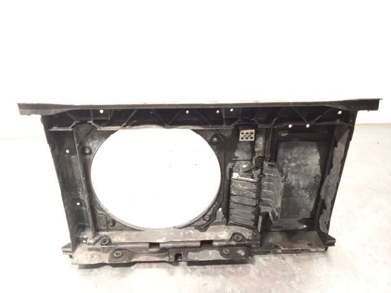 Recambio de panel frontal para peugeot 3008 premium referencia OEM IAM 7104GG  9676568880 3