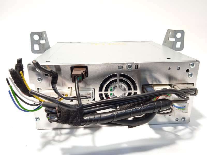 Recambio de sistema navegacion gps para infiniti q30 2.2d premium referencia OEM IAM 283304GN4F - Blanco 4