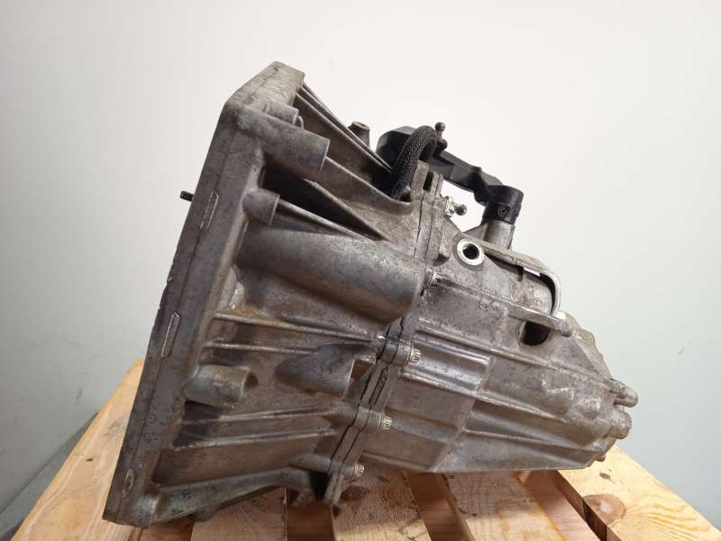 Recambio de caja cambios para dacia duster (hm_) 1.2 tce 125 (hmma) referencia OEM IAM TL8004 320108810R 2