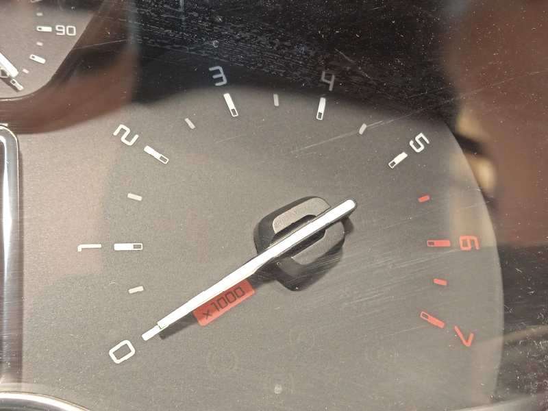 Recambio de cuadro instrumentos para citroën c3 shine referencia OEM IAM 9823058380 4