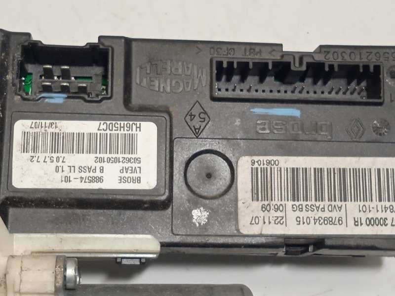 Recambio de elevalunas delantero derecho para renault laguna iii 1.5 dci diesel referencia OEM IAM 807000002R  807300001R - Negro 4