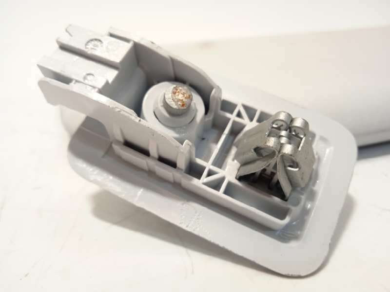Recambio de parasol izquierdo para peugeot 208 business line referencia OEM IAM 16125932PR - Blanco 3