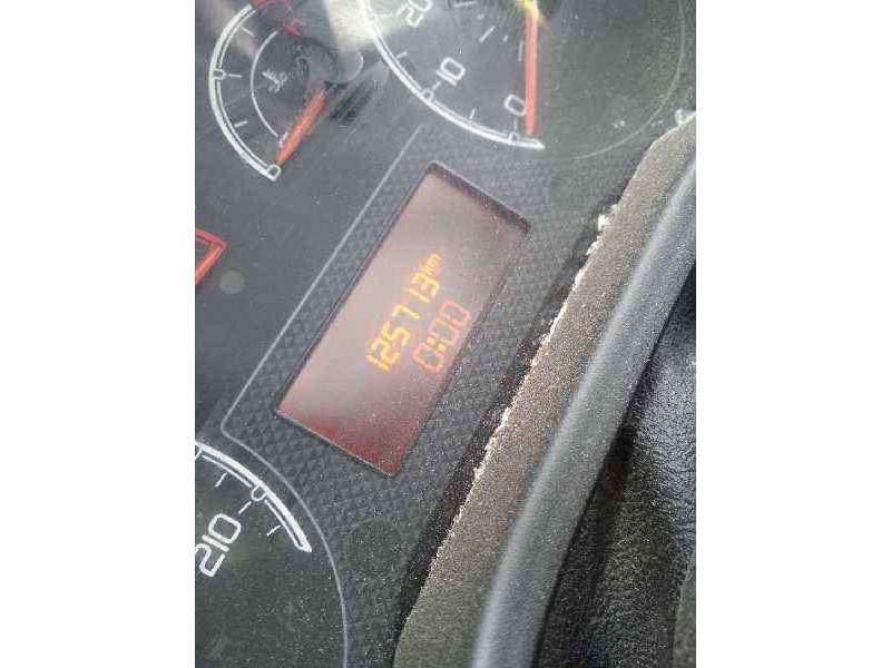 Recambio de cuadro instrumentos para fiat fiorino básico referencia OEM IAM 1388112080 - Blanco 7