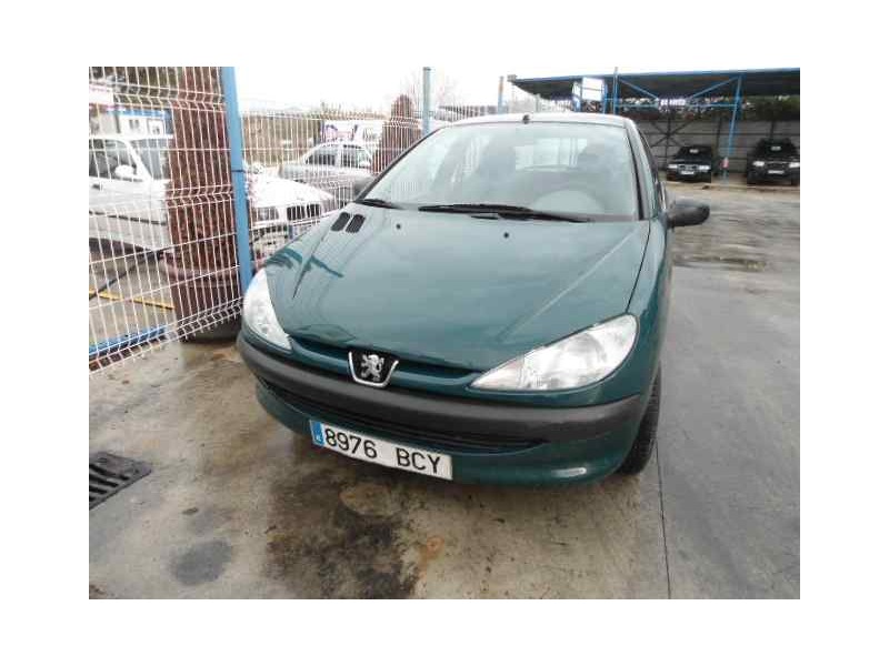 PEUGEOT 206 BERLINA