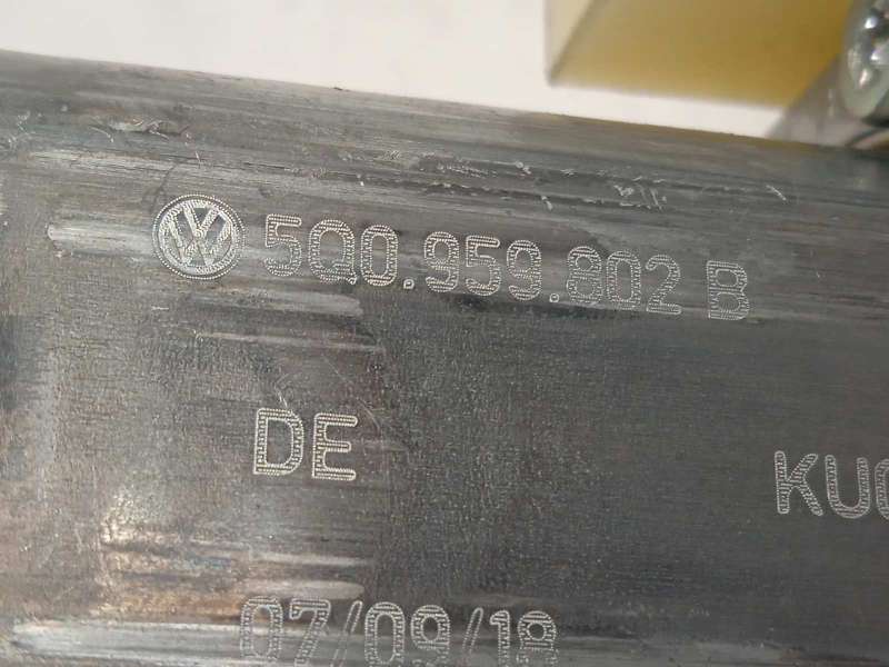 Recambio de elevalunas delantero derecho para seat leon st (5f8) cupra 300 4drive referencia OEM IAM 5Q0959802B  5F4837462D - Rojo 4