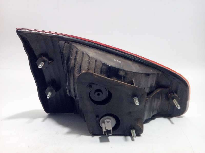 Recambio de piloto trasero derecho interior para subaru tribeca b9 classic referencia OEM IAM 84251XA20A - Azul 2
