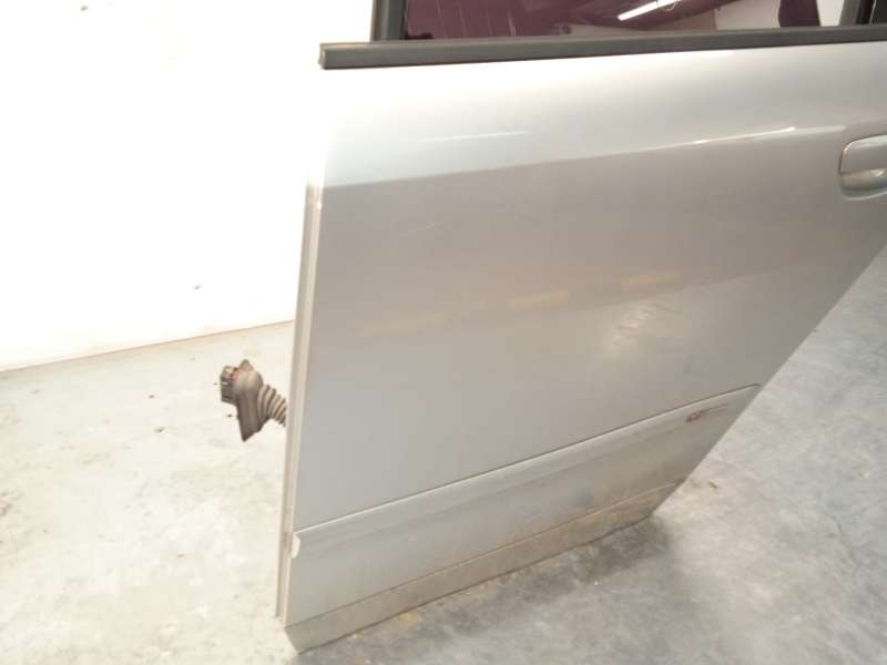 Recambio de puerta trasera izquierda para audi a4 b6 avant (8e5) 2.5 tdi referencia OEM IAM 8E0833051 - Plata 2