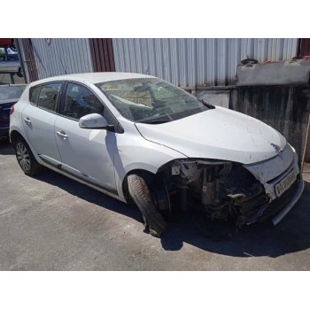 renault megane iii berlina 5 p del año 2010