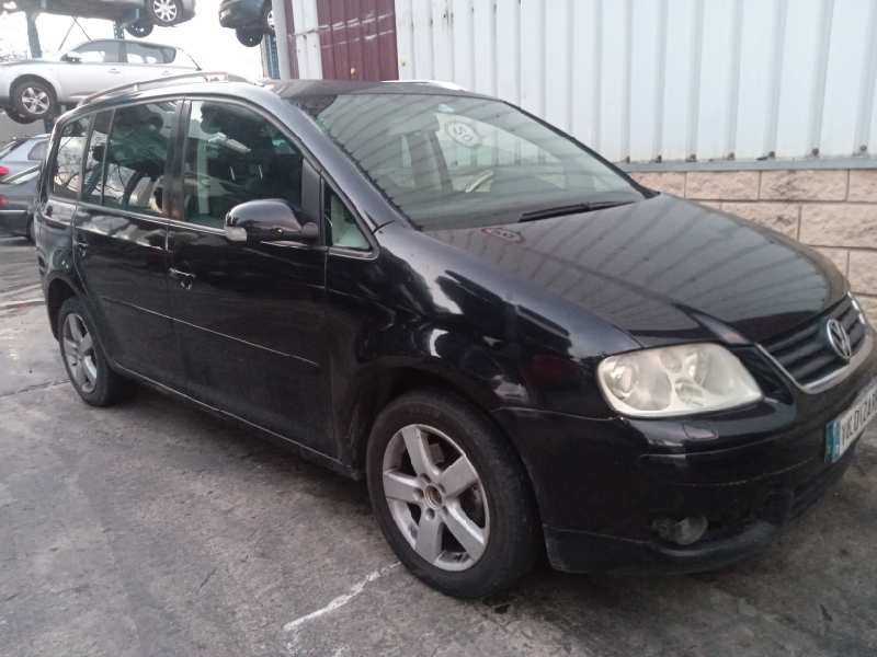 VOLKSWAGEN TOURAN (1T1)