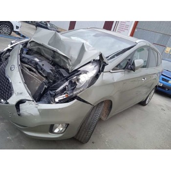 kia carens ( ) del año 2016