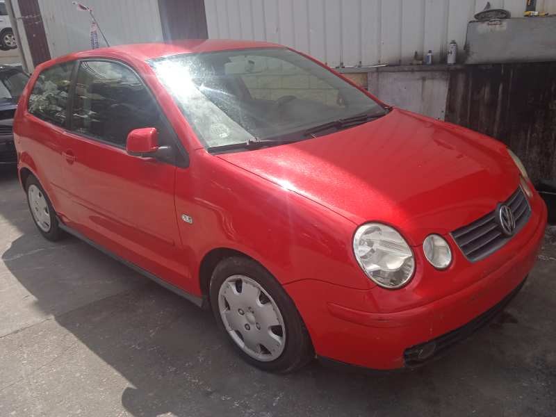 VOLKSWAGEN POLO (9N1)