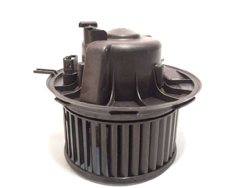 Recambio de motor calefaccion para skoda yeti 1.2 tsi referencia OEM IAM 1K1819015E - Blanco 3